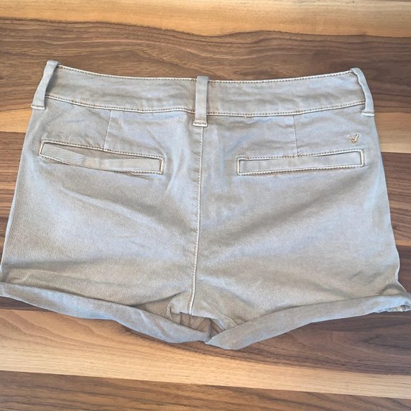 AE Mid Rise Shorts - Picture 2 of 4